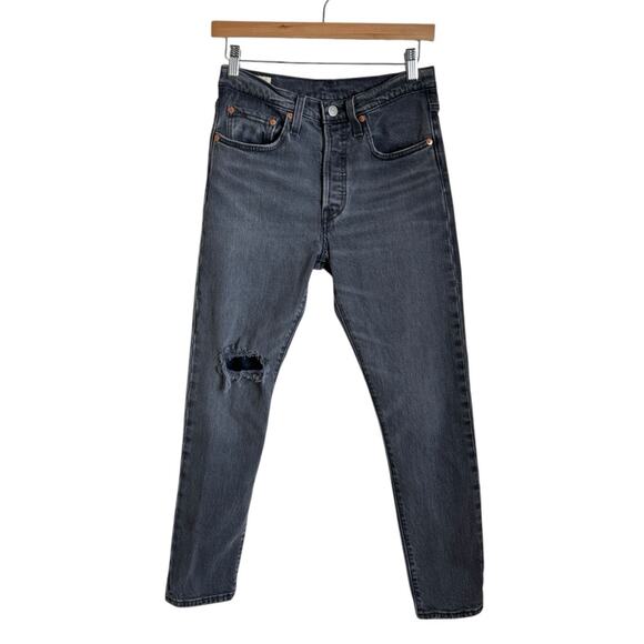 Levi’s 501 Distressed Skinny Jeans in Dark Side Of The Moon Wash Women’s Size 26 - Picture 11 of 11